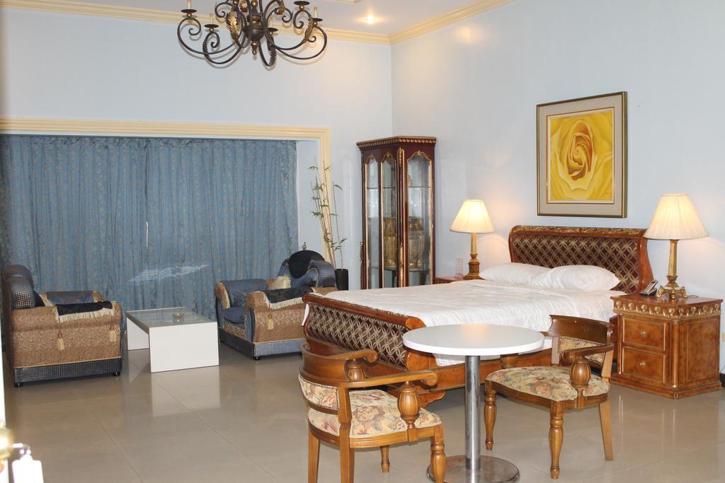 Prince Hotel Ángeles Chambre photo