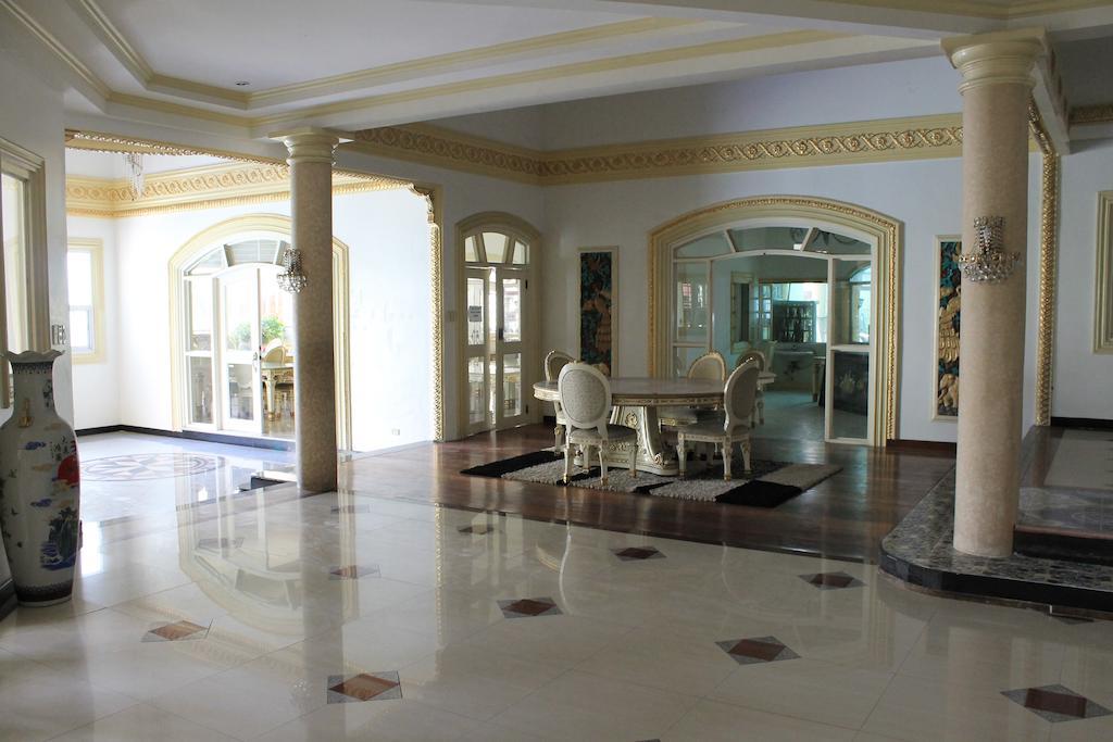 Prince Hotel Ángeles Extérieur photo
